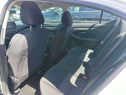 Used 2023 Nissan Sentra SV w/ All-Weather Package FWD image 9