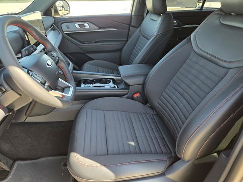 New 2026 Ford Explorer ST-Line w/ ST-Line Street Pack RWD image 24