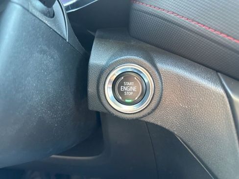 Used 2022 Chevrolet TrailBlazer RS w/ Sun and Liftgate Package image 37