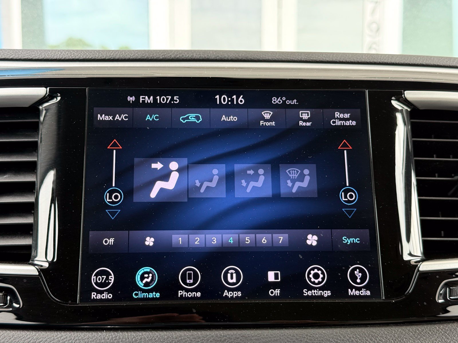 Used 2018 Chrysler Pacifica Touring Plus FWD image 49