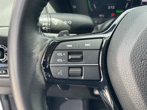 Used 2024 Honda Accord Touring image 5