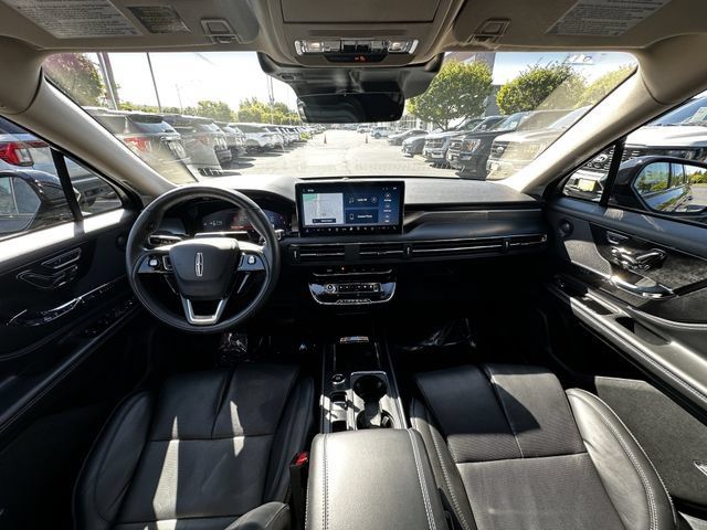 Certified 2023 Lincoln Corsair Reserve w/ Equipment Group 202A AWD/4WD image 3