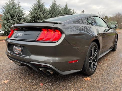 Used 2019 Ford Mustang GT image 38