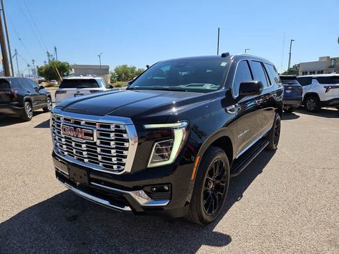 Used 2026 GMC Yukon Denali w/ LPO, Floor Liner Package AWD/4WD image 4