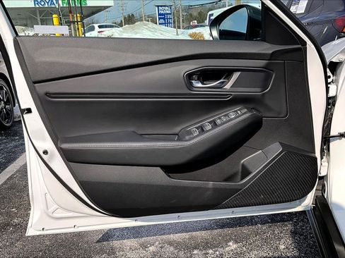 Used 2025 Honda Accord Sport image 22