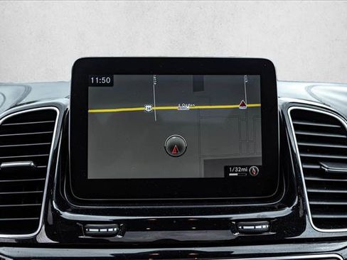 Certified 2017 Mercedes-Benz GLS 63 AMG 4MATIC image 18