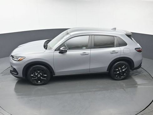 Used 2024 Honda HR-V Sport image 32