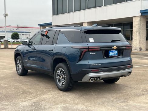 New 2026 Chevrolet Traverse LT FWD image 15