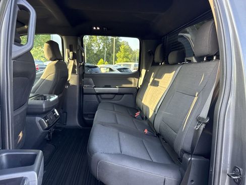 Used 2022 Ford F150 XLT w/ Equipment Group 302A High image 13