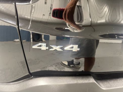 Used 2023 Jeep Renegade Latitude image 32