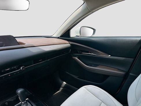 Used 2020 MAZDA CX-30 AWD w/ Premium Package image 24