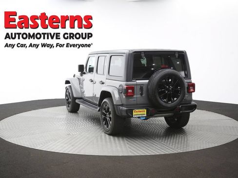 Used 2022 Jeep Wrangler Unlimited Sahara w/ Cold Weather Group AWD/4WD image 64