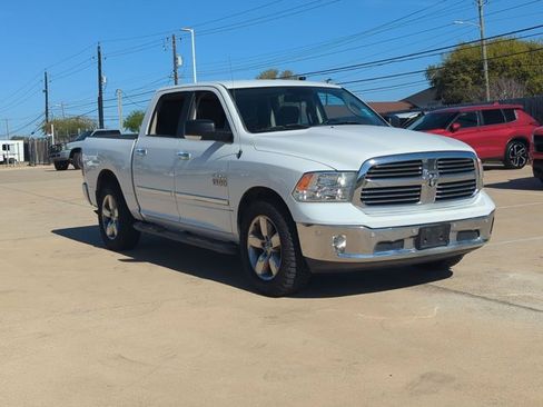 Used 2017 RAM 1500 Lone Star image 3