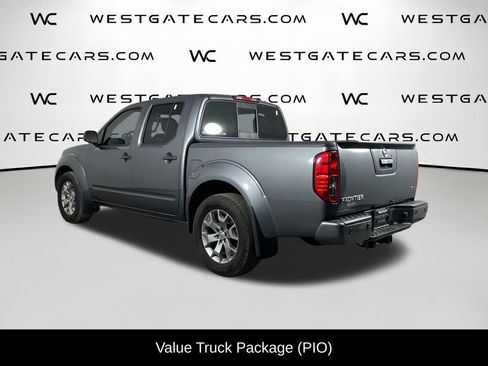 Used 2020 Nissan Frontier SV image 5