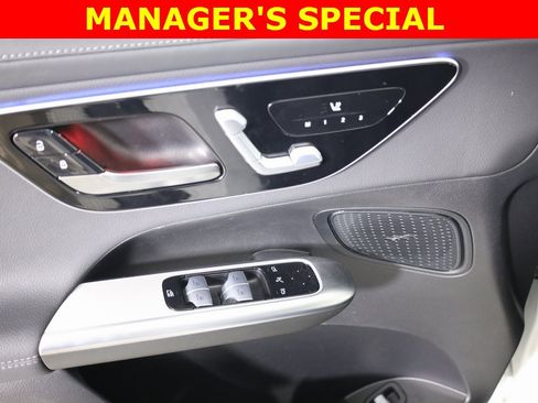 Certified 2025 Mercedes-Benz GLC 300 4MATIC image 9