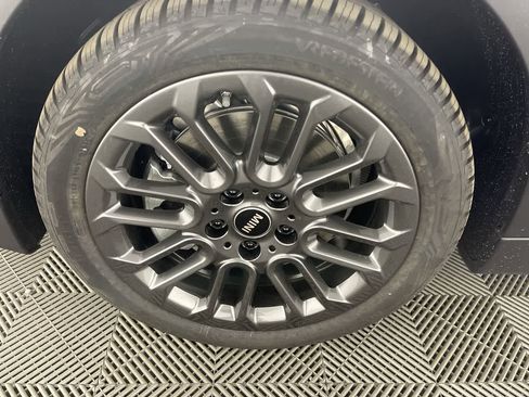 Certified 2025 MINI Cooper S image 8