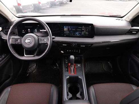 Certified 2025 Nissan Kicks SR AWD/4WD image 23