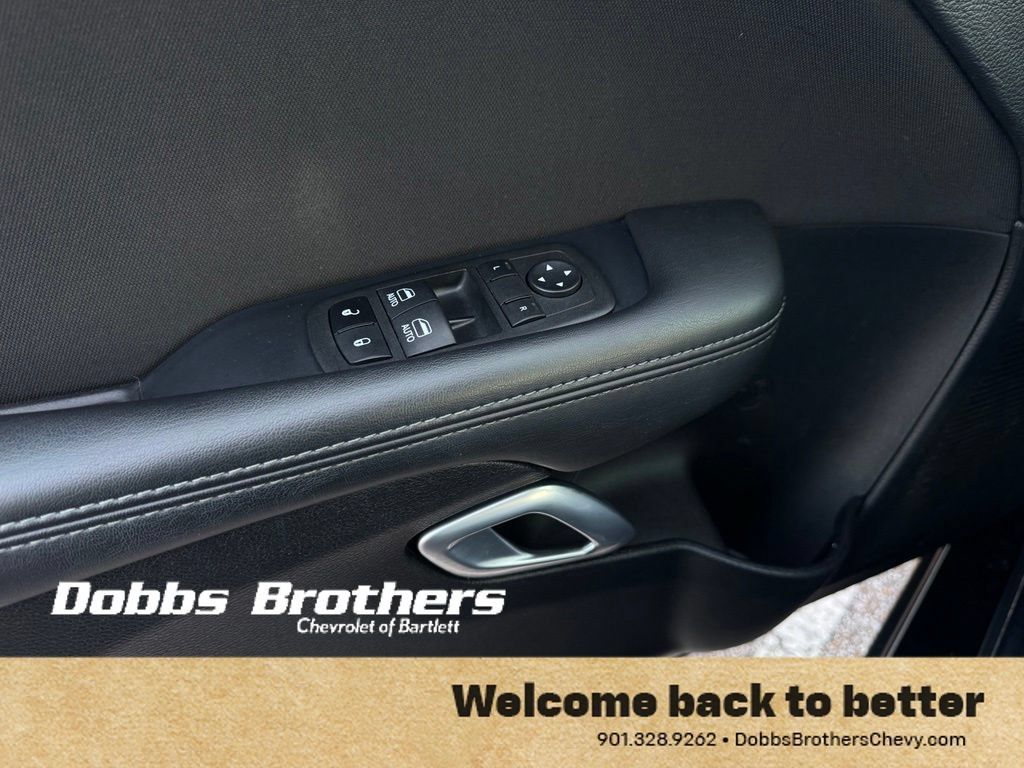 Used 2023 Dodge Challenger SXT w/ Blacktop Package RWD image 15