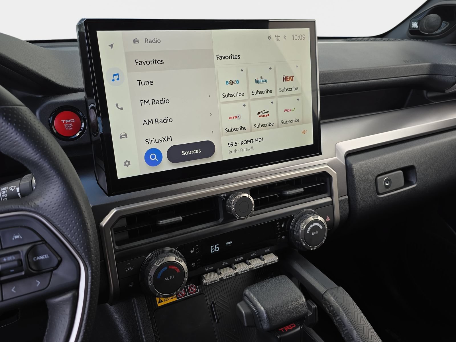 Used 2025 Toyota 4Runner TRD Off-Road Premium w/ Tow Technology Package AWD/4WD image 23