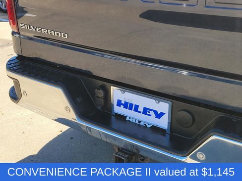 Used 2020 Chevrolet Silverado 1500 LT w/ Texas Edition image 6