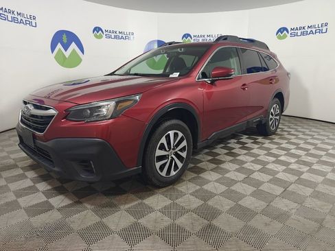 Used 2022 Subaru Outback Premium image 5