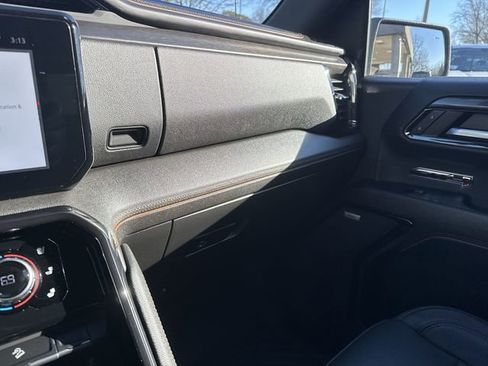 Used 2024 GMC Sierra 1500 AT4 w/ AT4 Premium Package AWD/4WD image 26