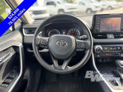 Used 2022 Toyota RAV4 XLE image 14