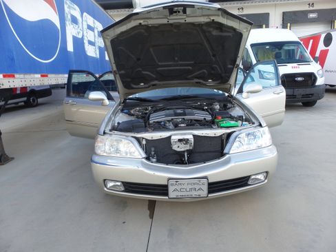 Used 2004 Acura RL image 36