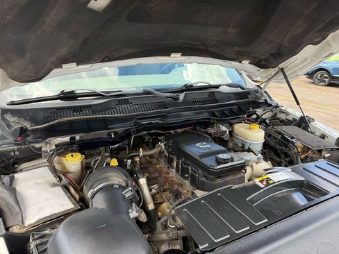 Used 2012 RAM 3500 ST w/ Chrome Appearance Group image 35