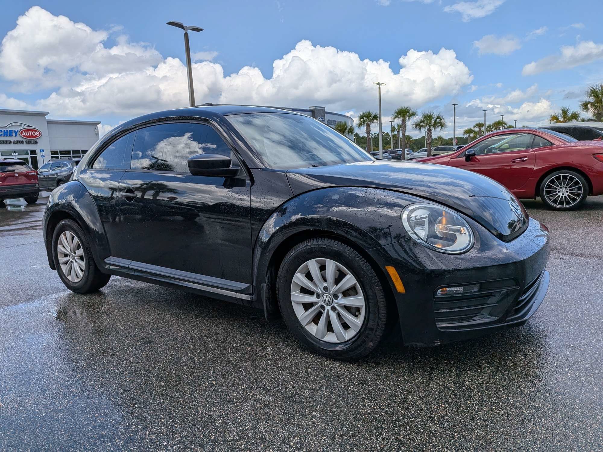 Used 2017 Volkswagen Beetle 1.8T S FWD image 2