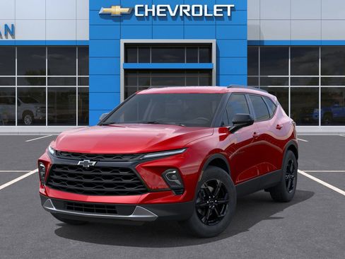 New 2025 Chevrolet Blazer LT w/ Midnight/Sport Edition image 6