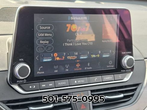 Used 2024 Nissan Altima 2.5 SV FWD image 22