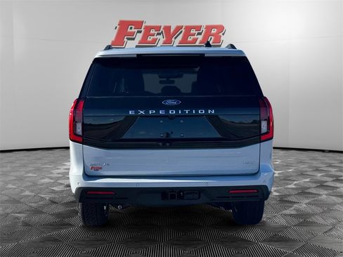 New 2025 Ford Expedition Max Active image 4
