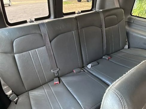 Used 2017 Chevrolet Express 2500 LS image 41