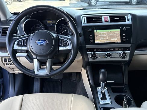 Used 2017 Subaru Outback 3.6R Limited image 7