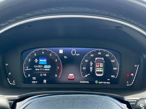 Used 2024 Honda Civic Touring image 25