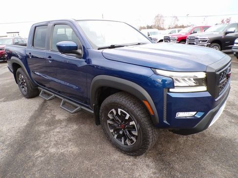 Used 2022 Nissan Frontier PRO-4X image 6