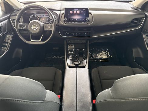 Used 2024 Nissan Rogue S AWD/4WD image 16