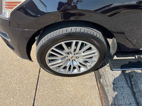 Certified 2022 Ford Expedition Max Platinum image 12