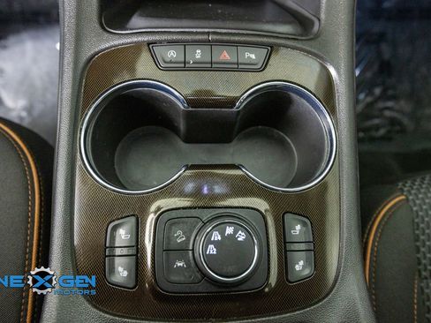Used 2023 GMC Acadia AT4 w/ LPO, Floor Liner Package AWD/4WD image 26