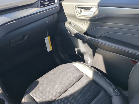 New 2026 Ford Escape SE image 48