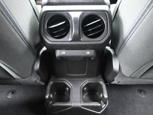 Used 2018 Jeep Wrangler Unlimited Sport S AWD/4WD image 26