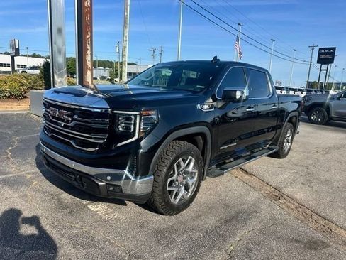 Used 2024 GMC Sierra 1500 SLT w/ SLT Premium Plus Package AWD/4WD image 5