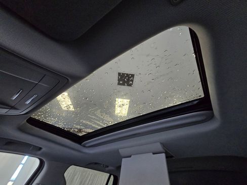 Used 2019 Chevrolet Tahoe LT image 53