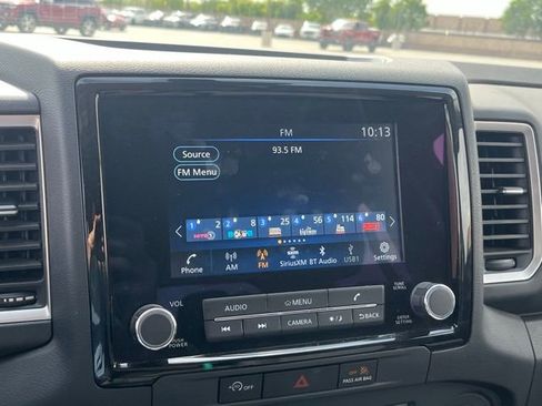 Used 2023 Nissan Frontier SV w/ Technology Package image 22