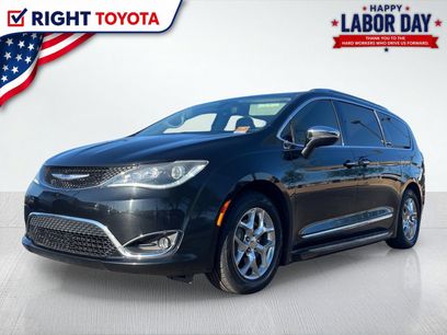 Used 2020 Chrysler Pacifica Limited