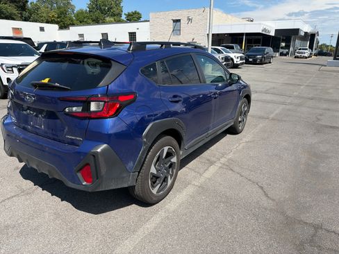 Used 2024 Subaru Crosstrek 2.5i Limited AWD/4WD image 25