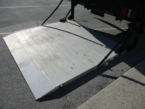 Used 2019 Ford E-350 and Econoline 350 Super Duty w/ Power Windows & Locks Group image 5