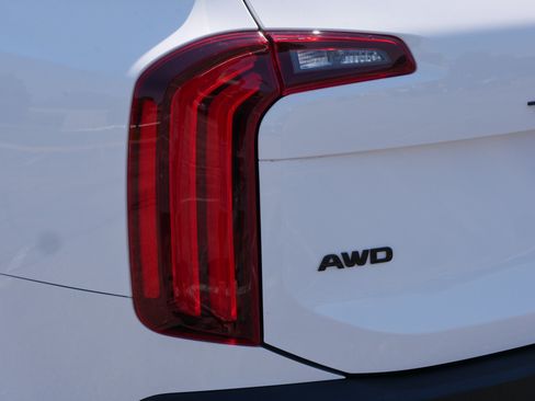 Certified 2022 Kia Telluride SX w/ SX Prestige Package AWD/4WD image 17