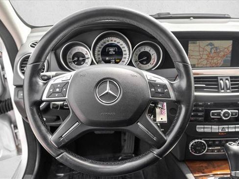 Used 2014 Mercedes-Benz C 300 4MATIC Sedan image 16